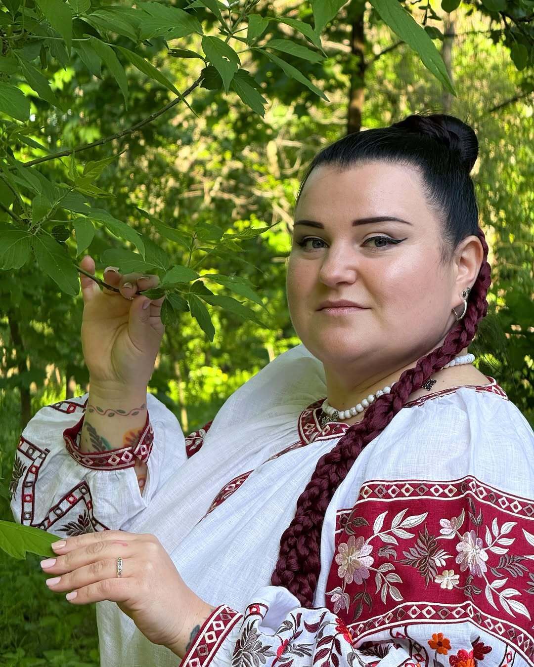 "Будет суд, права забрали". Alyona Alyona попала в ДТП и назвала виновного