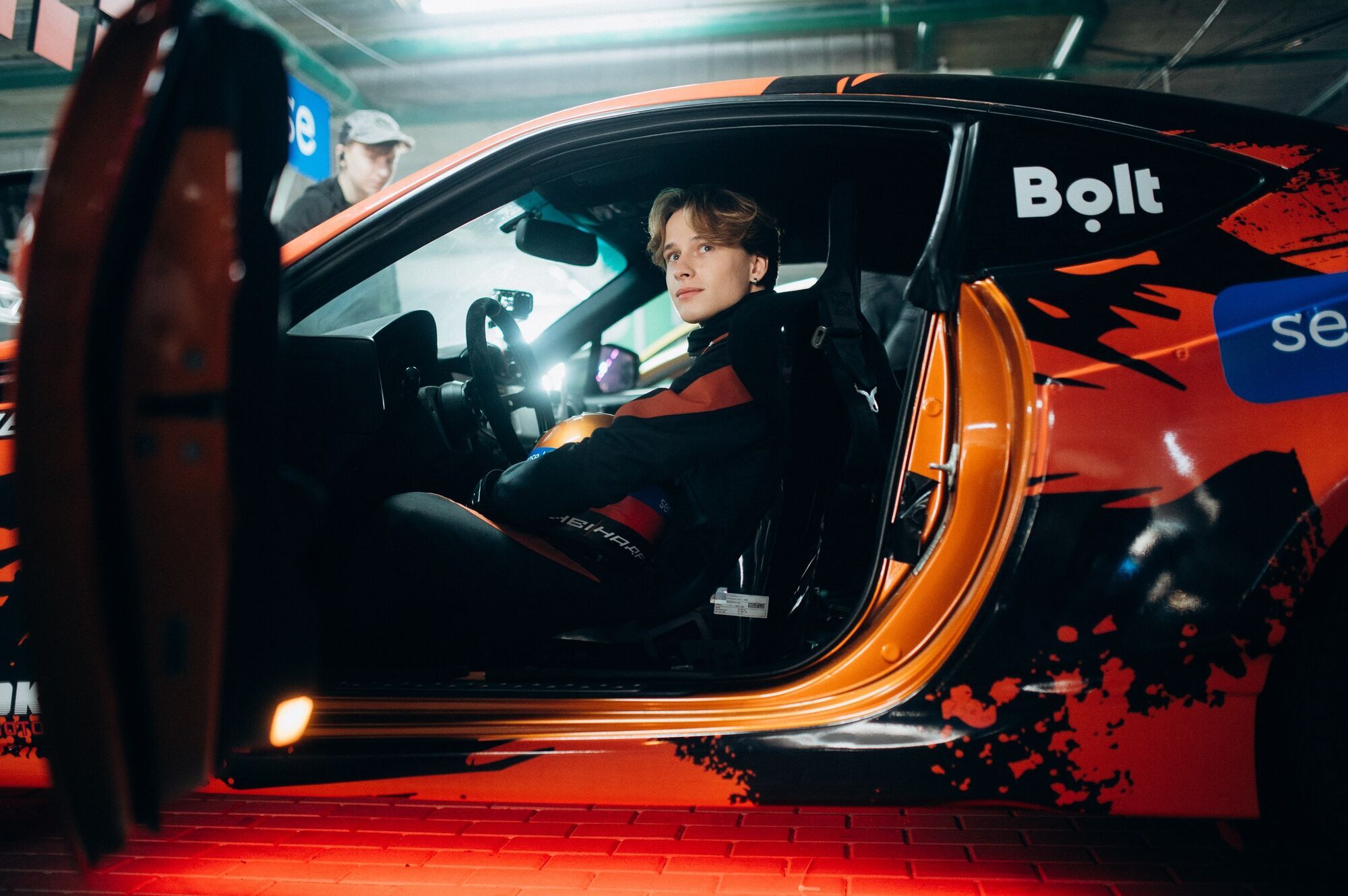 Як народжується український екшн: у Києві презентували зйомки фільму про перегони "На драйві". Фото