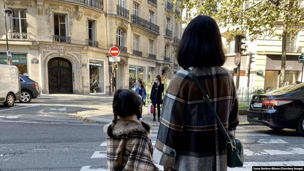 Не хотели травмировать девочку из России: появились новые детали скандала в школе Финляндии, где 11-летнюю украинку заставили петь "Калинку"