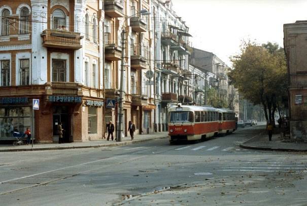 Приехал ради киевских трамваев: транспорт и столица в 1985 году на фотографиях иностранца