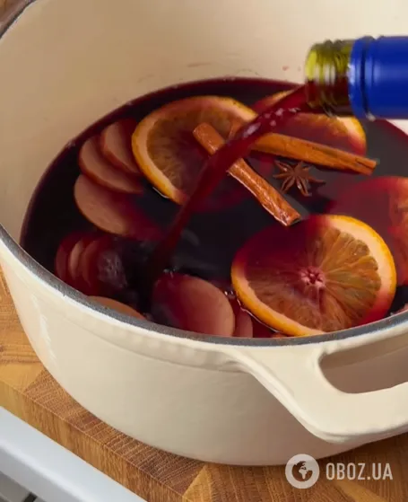 Як приготувати домашній глінтвейн без алкоголю: рецепт зігріваючого осіннього напою