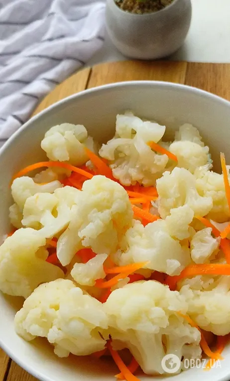 Как вкусно замариновать цветную капусту: с морковью и чесноком