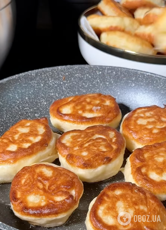 Пышные и вкусные оладьи на теплом кефире: делимся рецептом идеального теста