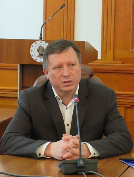 Преподавателей университета Драгоманова отправят в отпуска за свой счет? Проректор расставил точки над i