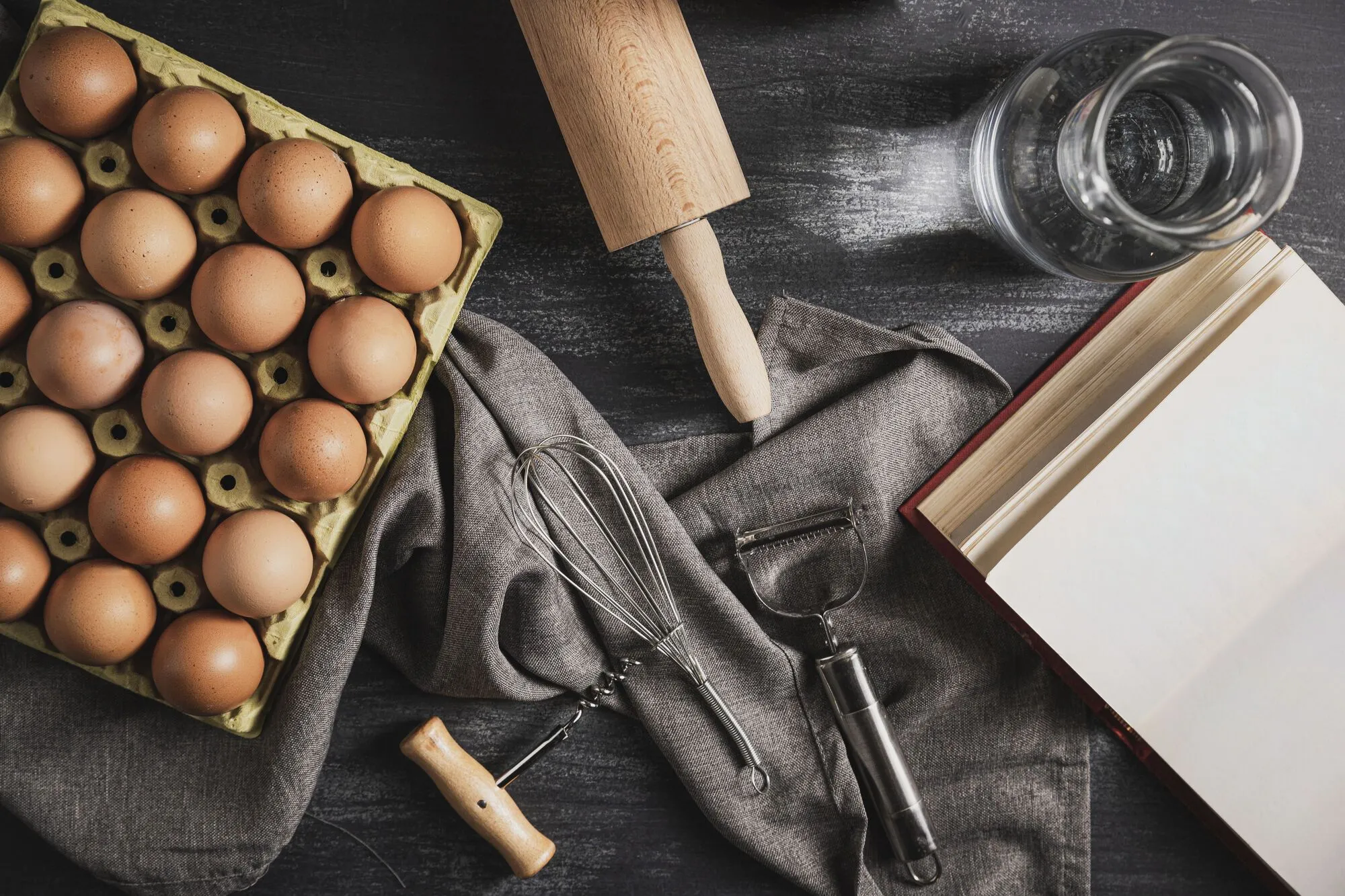 В холоде или при комнатной температуре: где лучше собирать яйца, чтобы они не испортились