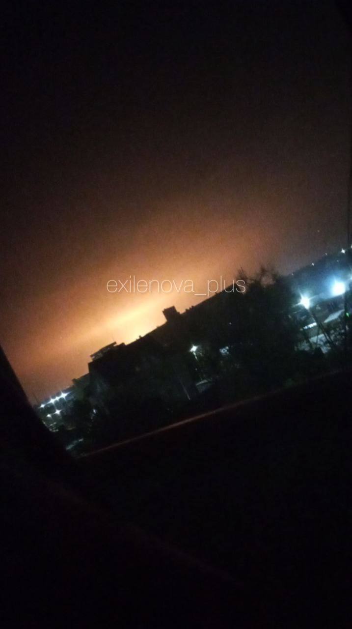 Під ударом був стратегічний завод: дрони атакували російський Будьоновськ, сталася пожежа. Фото і відео