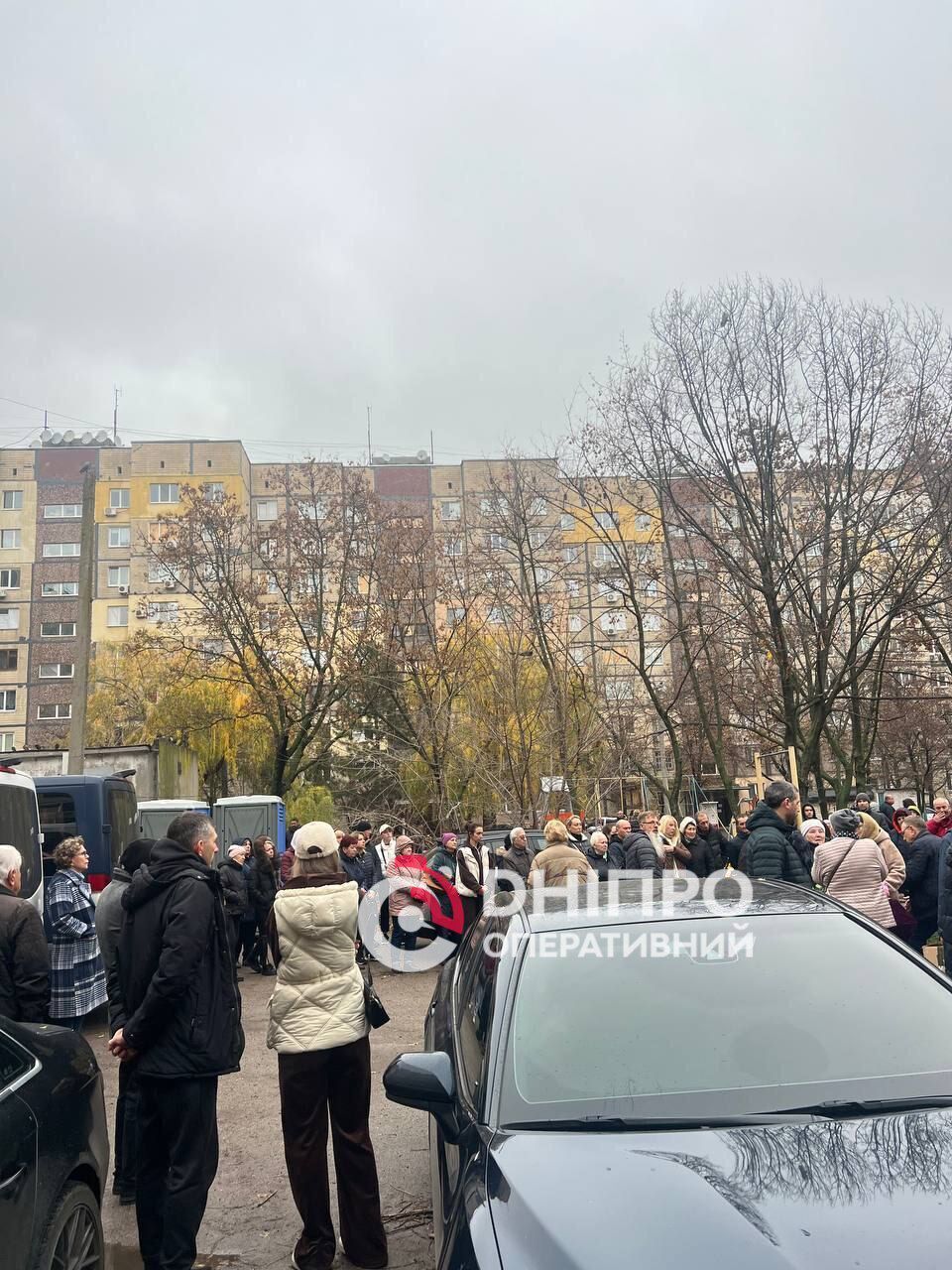 "Не могли друг без друга": в Днепре прощаются с супругами, которых убила Россия во время атаки 8 ноября. Фото и видео