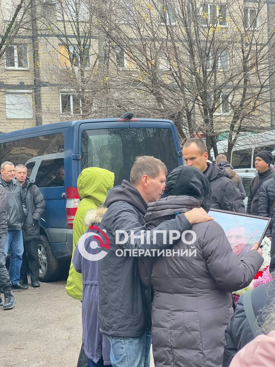 "Не могли друг без друга": в Днепре прощаются с супругами, которых убила Россия во время атаки 8 ноября. Фото и видео