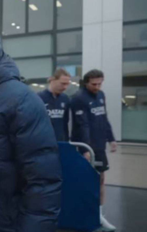 На камеру потрапило справжнє ставлення Забарного до Сафонова в ПСЖ, спровокувавши скандал. Відео