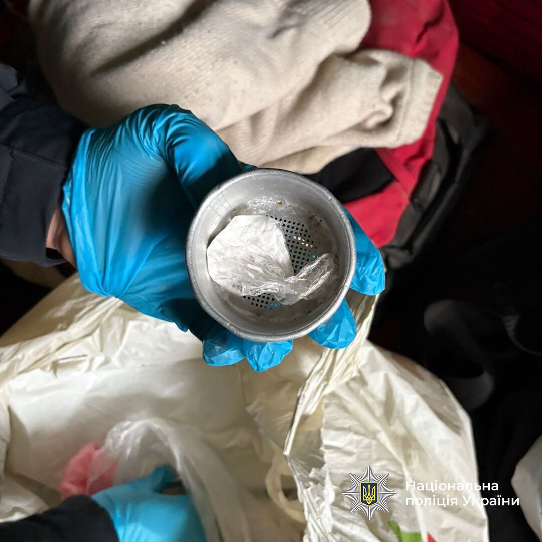 Организовали наркотрафик в исправительную колонию: на Житомирщине разоблачили банду во главе со "смотрящим". Фото