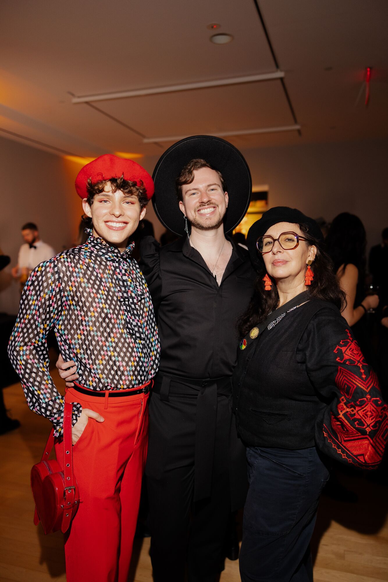 Украинский музей в Нью-Йорке представил выставку "Черный квадрат", вдохновленную наследием Малевича