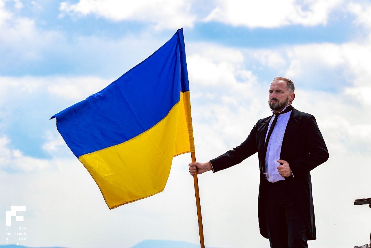 "Разговаривать на русском – это показатель уровня интеллекта". Режиссер Держипильский – о мистике "Довбуша", проклятии гуцулов и родственниках в оккупации