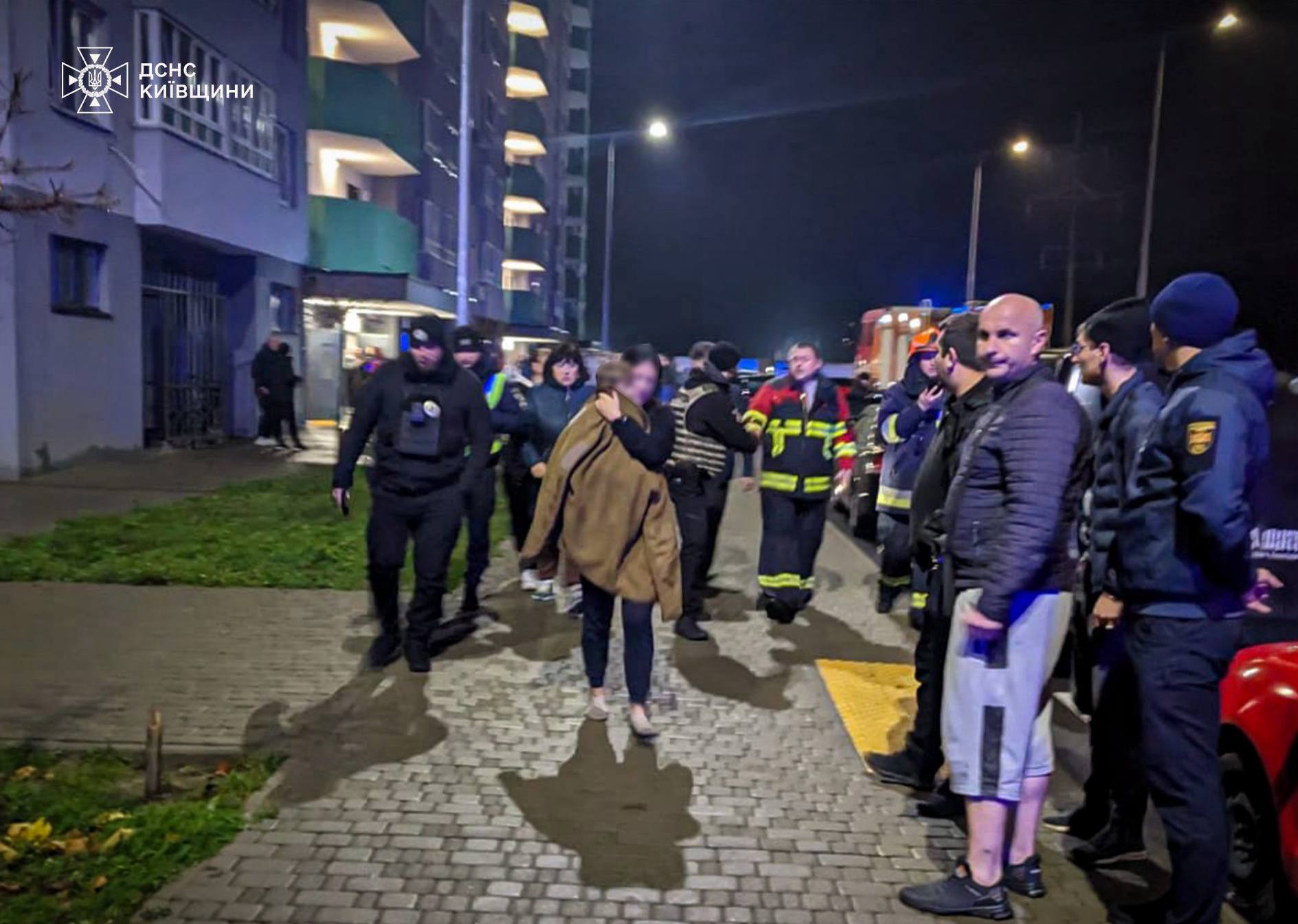 На Київщині вибух зарядного пристрою ледь не забрав життя родини з двома дітьми. Подробиці та фото