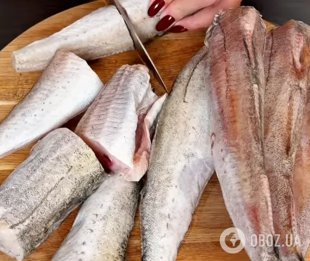 Как вкусно приготовить полезный и бюджетный хек: рецепт блюда для тех, кто на диете