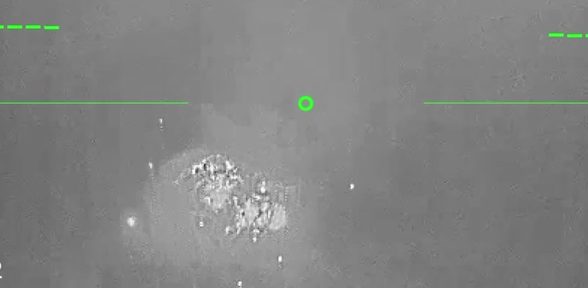 Сразу два украинских дрона "поймали" оккупанта на Сумщине. Видео