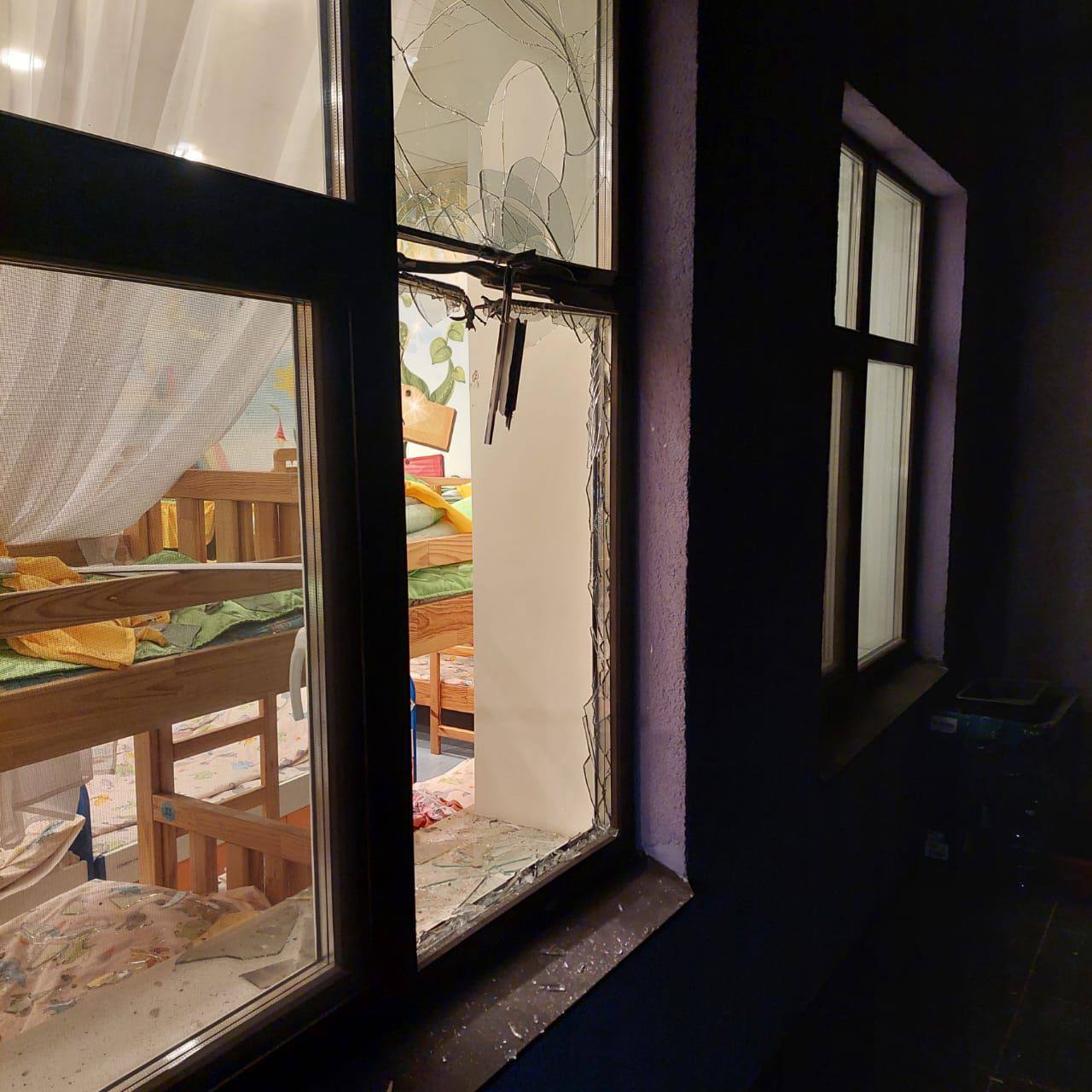 Оккупанты атаковали Киевскую область: пострадали шесть человек, среди них – ребенок. Фото