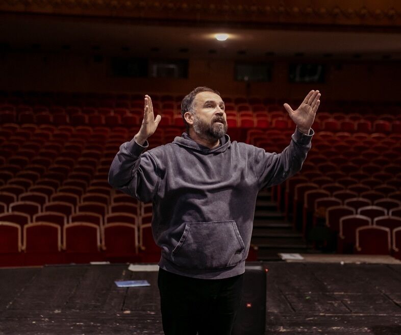 "Я не міг промовити "здравствуйте". Відомий режисер розповів про життя в зросійщеному Києві: через три роки повернувся додому