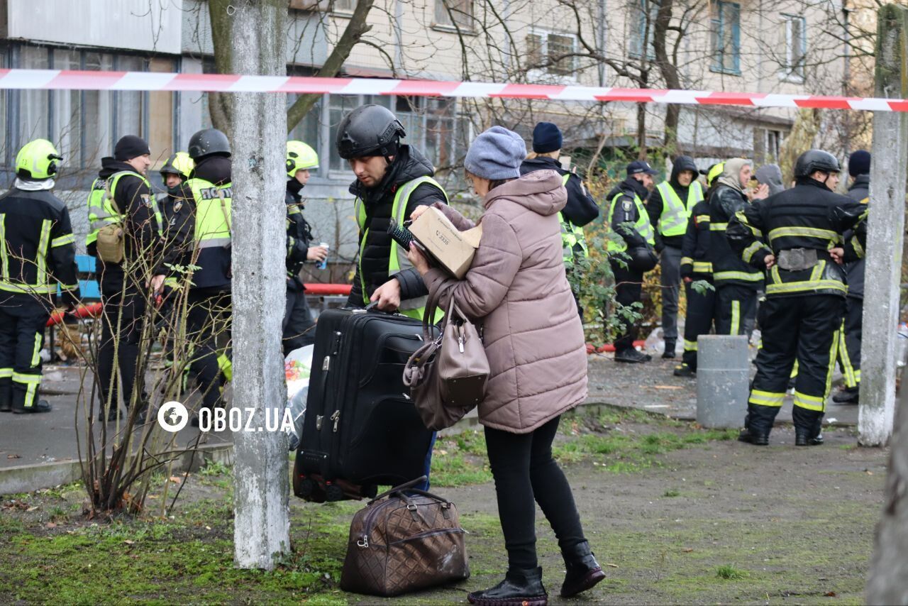 Под завалами могут быть люди: последствия атаки РФ в Деснянском районе Киева. Фото и видео
