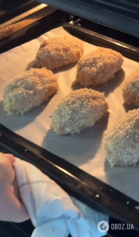 Сочные котлеты с плавленым сырком: идеально подойдут на обед