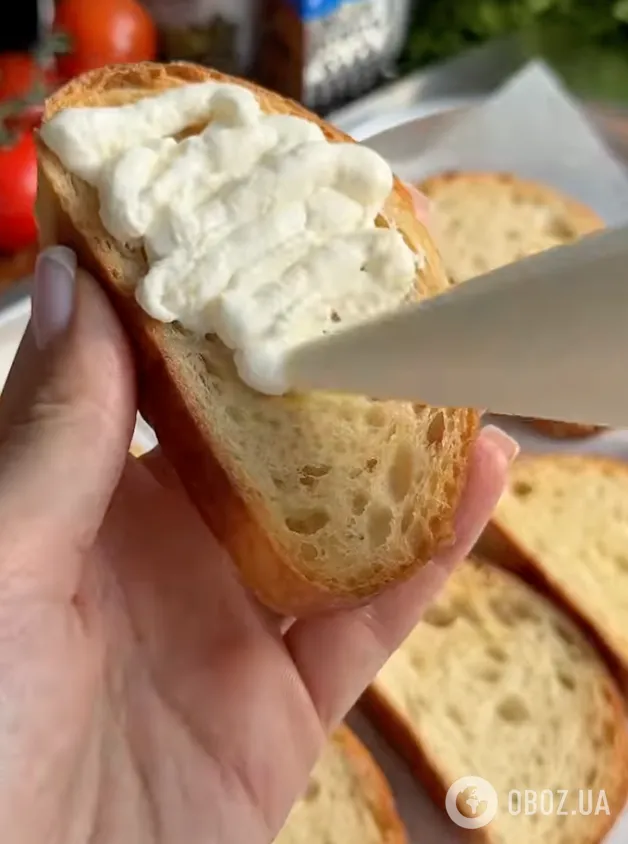 Бутерброды со шпротами по-новому: рецепт вкусной закуски для новогоднего стола