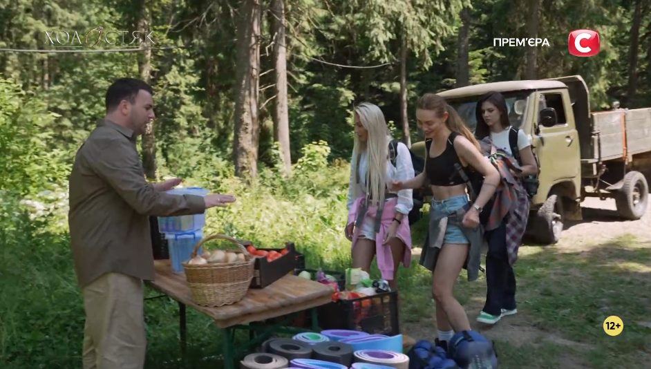 Первая драма и напряжение между участницами: как прошел пятый выпуск "Холостяка 14" в Карпатах. Фото