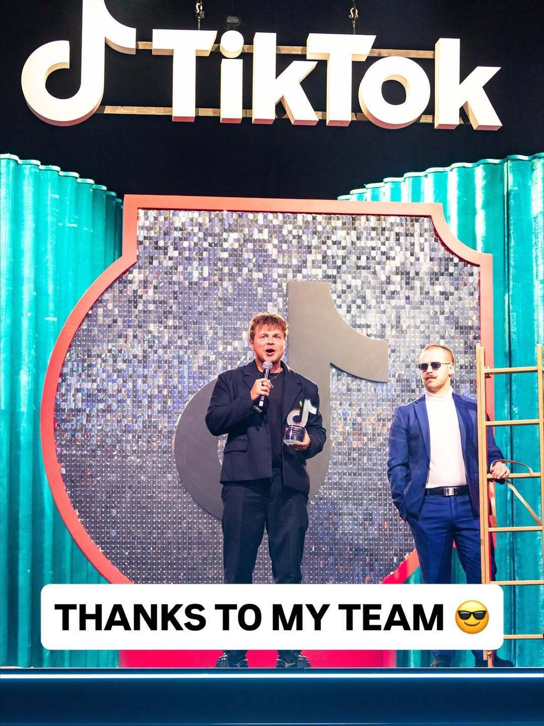 Блогер из Украины получил главный приз "Автор года" ежегодной премии от TikTok в Великобритании. Видео