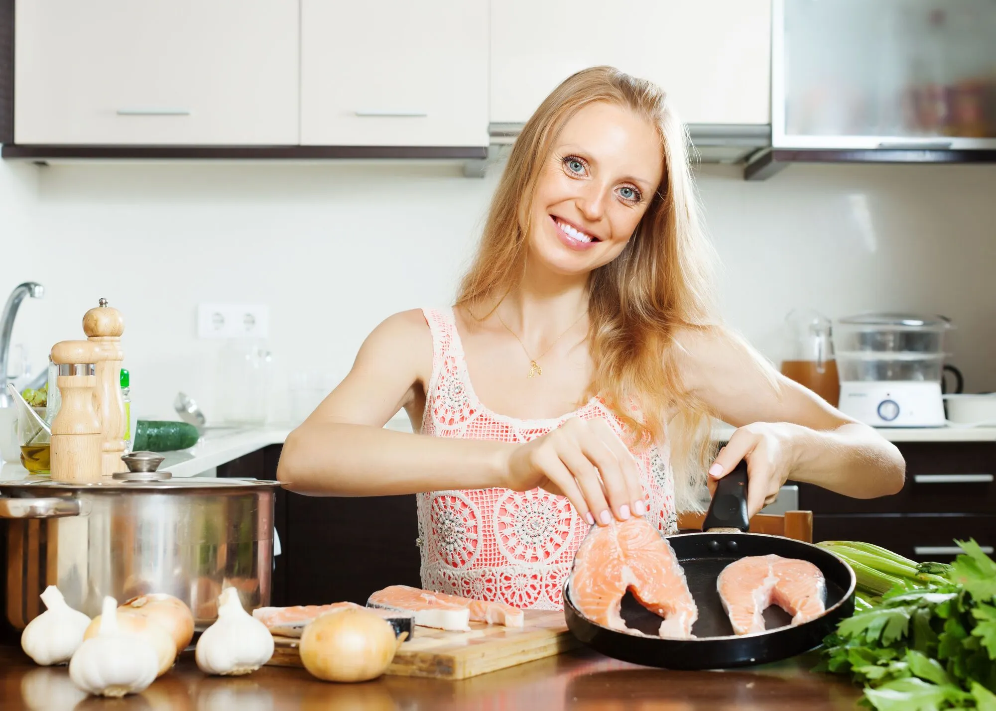 Чому не виходить смачно посмажити рибу: помилки, які допускають всі