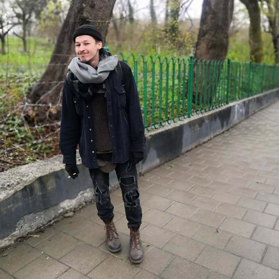 "В это до сих пор не верится": умер харьковский художник и поэт Сергей Науменко