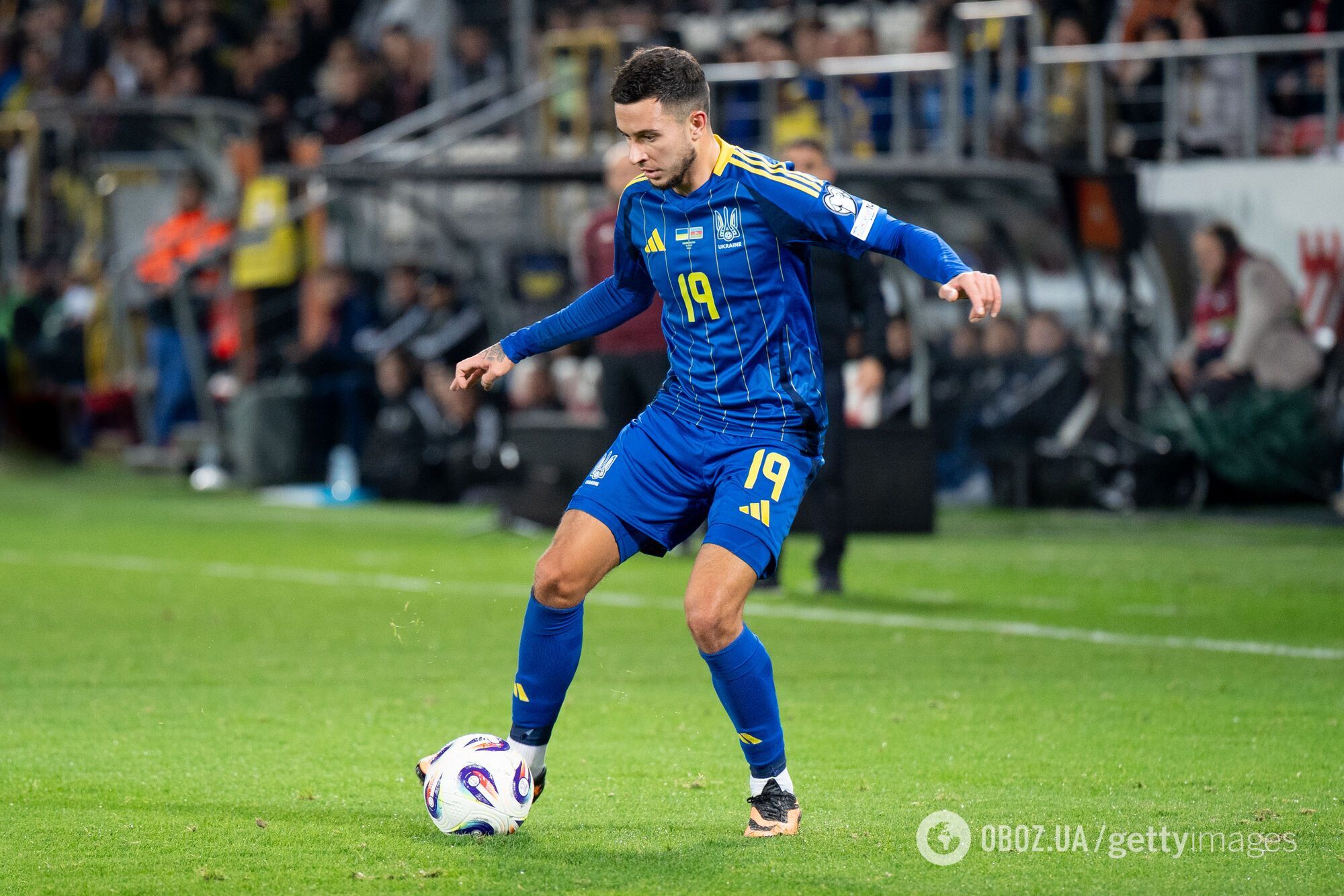 Шевченко після поразки 0:4 від Франції нагородив футболістів збірної України. Відео