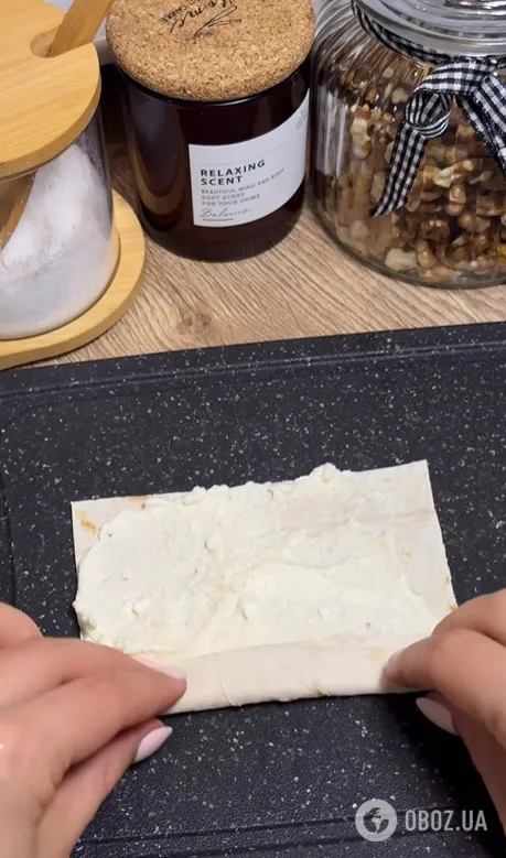 Ліниві налисники з сиром, для яких не знадобиться тісто: використайте лаваш