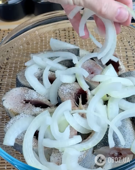 Маринованная сельдь с луком и лимоном: делимся рецептом очень вкусной закуски