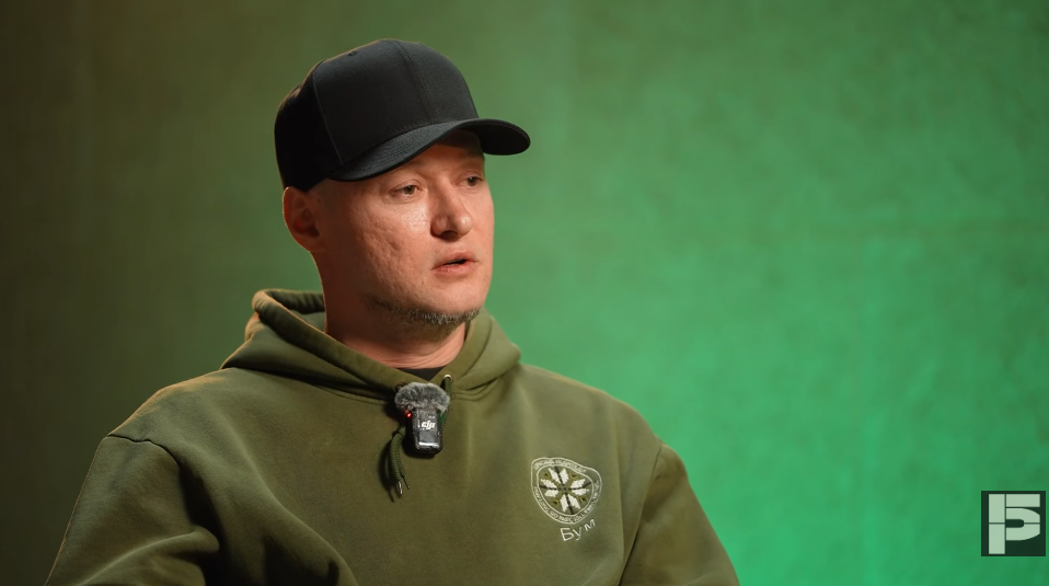 "Нащо за них хапатися?" Андрій Хливнюк назвав причину, чому не перекладатиме російськомовні хіти "Бумбоксу"