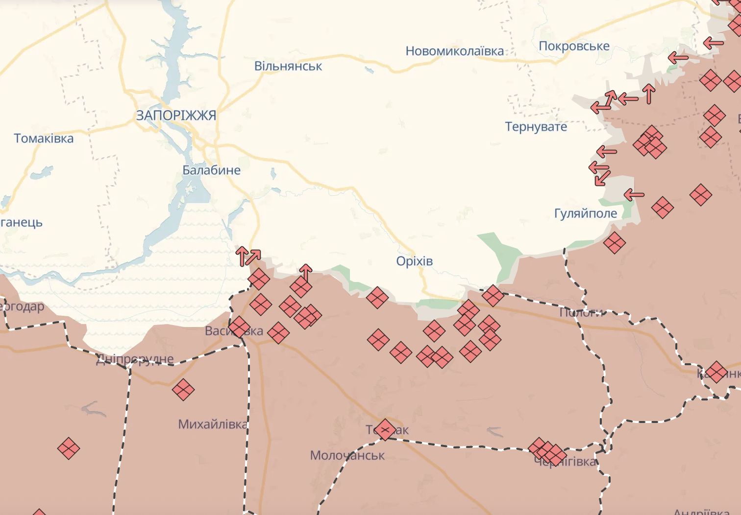 Тривають запеклі бої: у Cилах оборони півдня уточнили, куди ворог перекидає війська