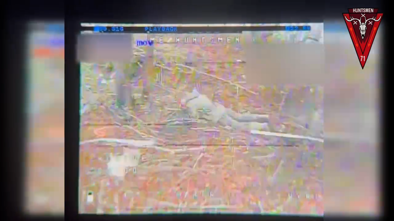 Сразу два украинских дрона "поймали" оккупанта на Сумщине. Видео