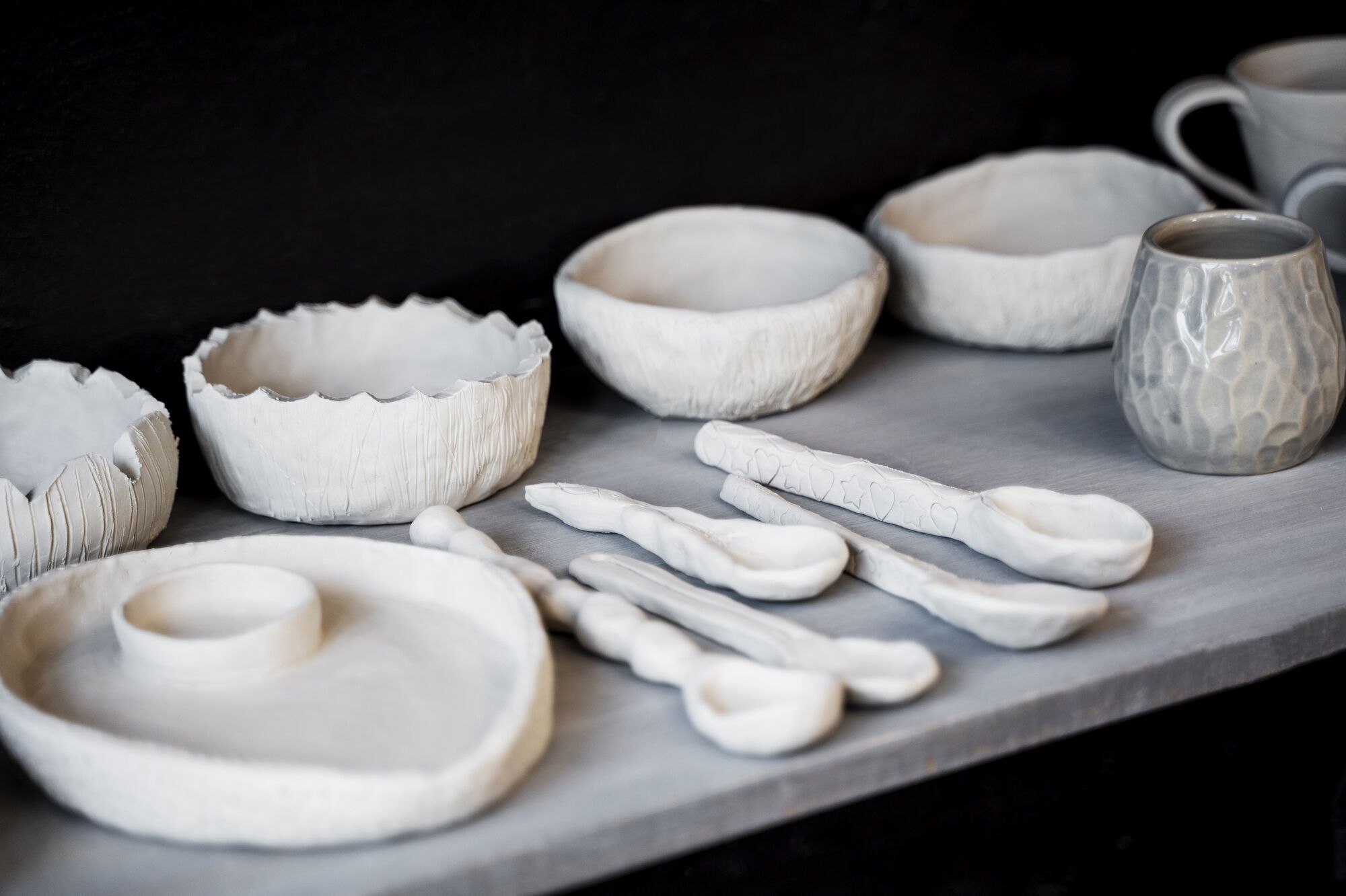 Какая посуда не подходит для стеклянной варочной поверхности: важные нюансы