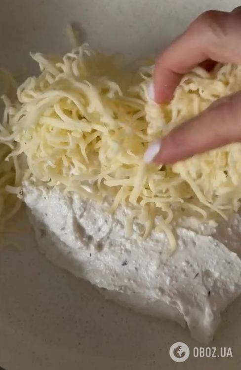 Закуска із сиру та горіхів для новорічного столу: готується 5 хвилин