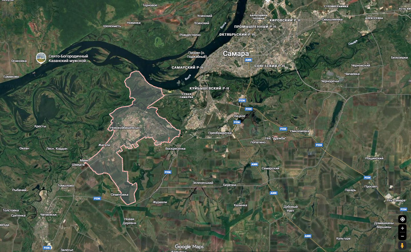 Ударні БПЛА атакували НПЗ у російському Новокуйбишевську: у місті чули десятки вибухів