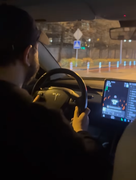 Водитель такси из Киева стал звездой сети после поездки с Алиной Шаманской: украинцы без ума от его песни. Видео