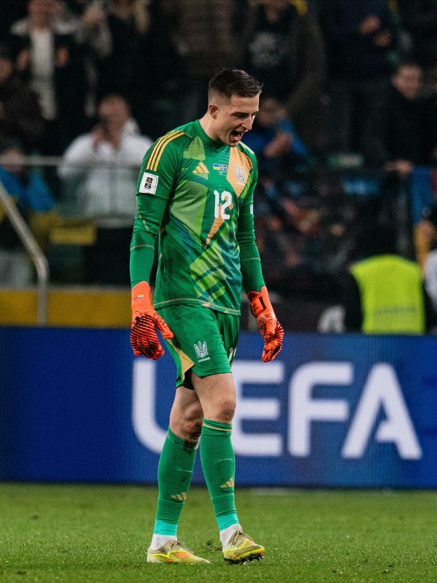 Украинский вратарь нарушил законы физики и не хватало раковины: как в Исландии отреагировали на поражение в отборе к ЧМ-2026 и разрушенную мечту