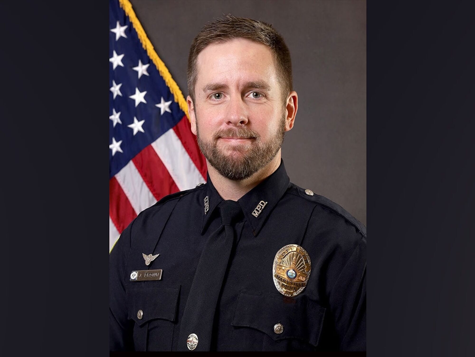 Кортеж вице-президента США Вэнса попал в ДТП: чуть не погиб офицер полиции. Фото