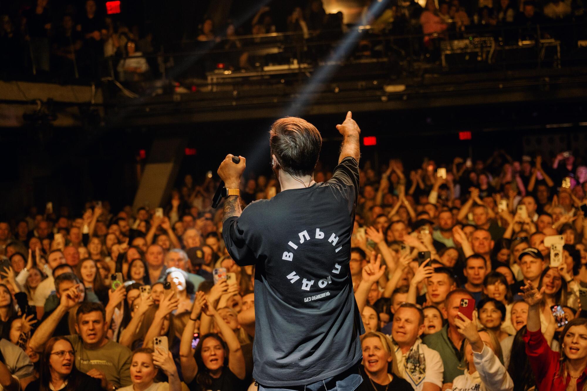 Рок-гурт "Без обмежень" зібрав понад $185 тисяч для Сил оборони під час туру в США та Канаді