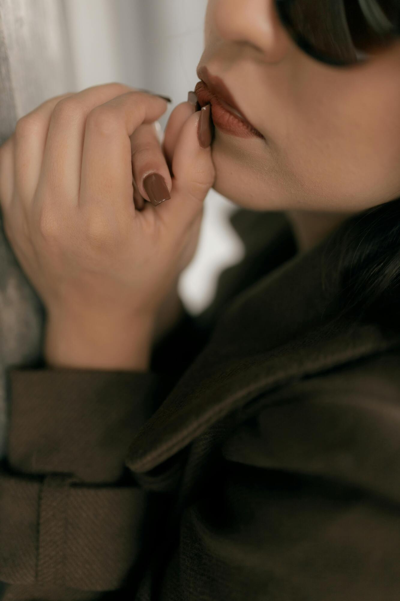 Що таке "листяний манікюр" і який вигляд має найзатишніший тренд осені