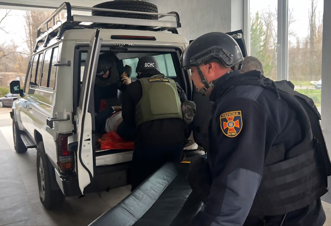 Оккупанты ударили по Никополю из артиллерии: погибли два человека, есть пострадавшие. Фото