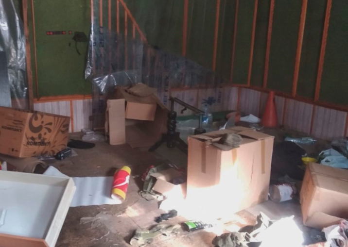 Российские военные грабят своих граждан, так же как в Буче под Киевом: вывозят все, начиная от бытовой техники, и грозят расстрелом