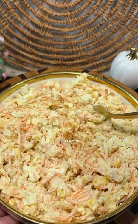 Який смачний салат приготувати з корейською морквою: ідеальний рецепт на свята