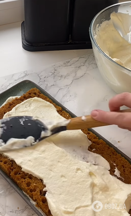 Торт "Медовик" за 30 минут: делимся элементарным рецептом популярного десерта