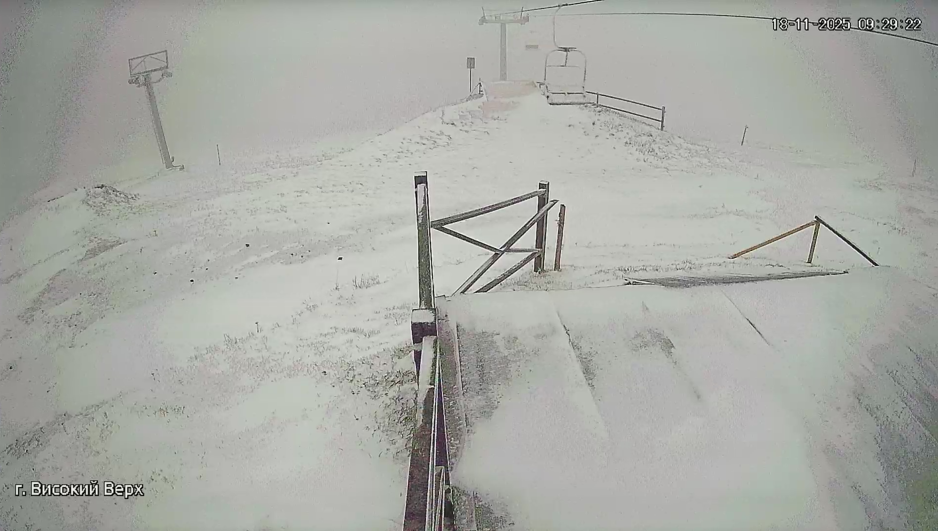 У Буковель, Татаров і не тільки завітала зима: українські курорти присипало снігом у листопаді. Фото і відео