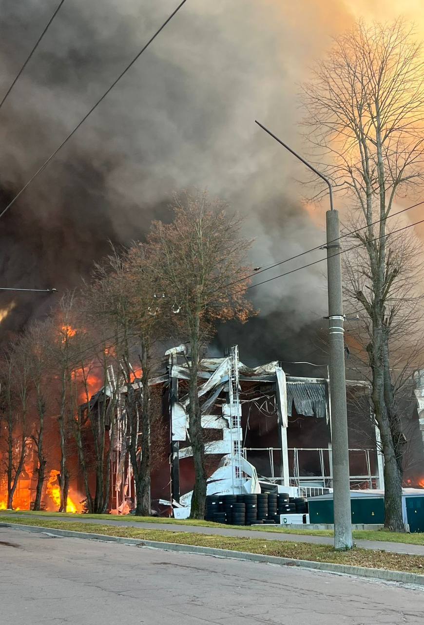 Россия устроила комбинированную атаку на Украину, под ударом была энергетика: есть разрушения, погибшие, среди жертв – дети. Фото и видео