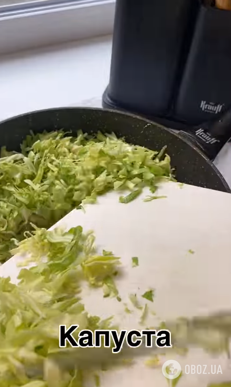 Бюджетна тушкована капуста на обід: з яким м'ясом приготувати