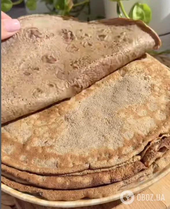 Печінковий торт для новорічного столу: ділимося простим рецептом ситної закуски